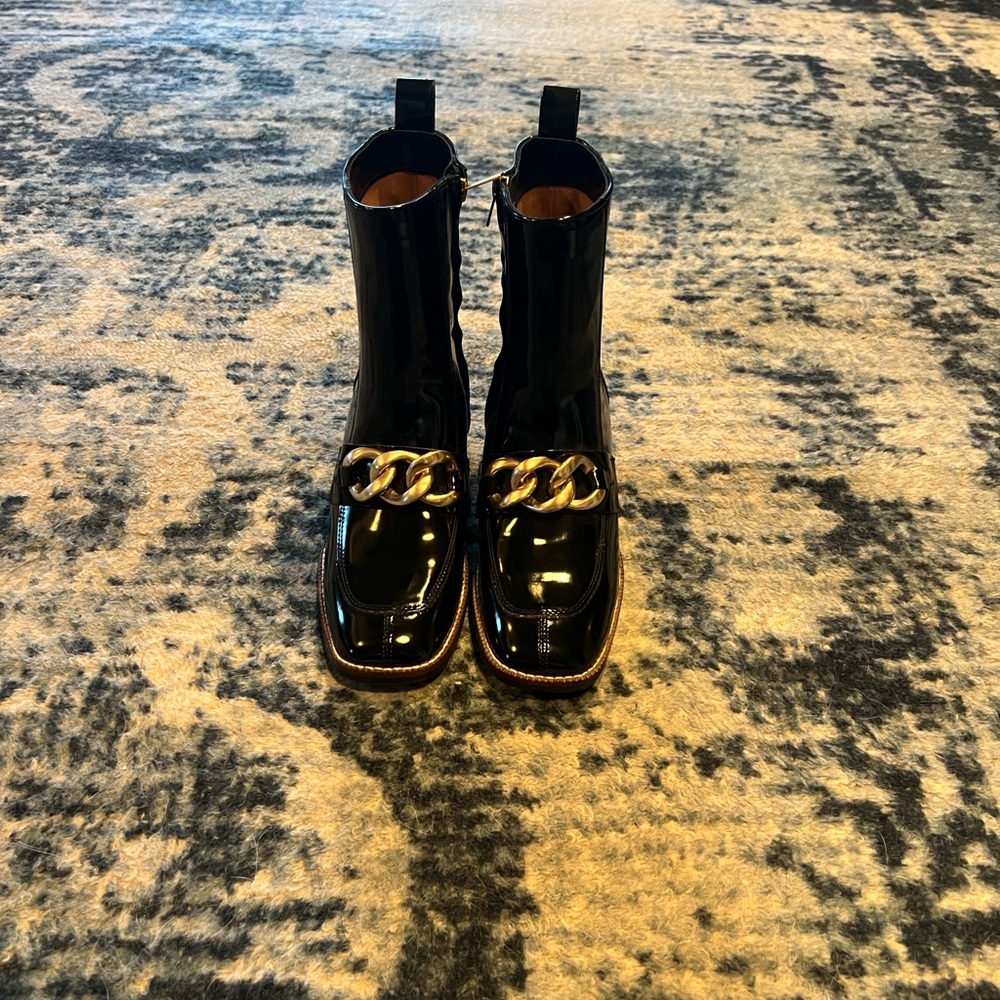 Steve Madden Black Patent Leather Boots with Gold Chain